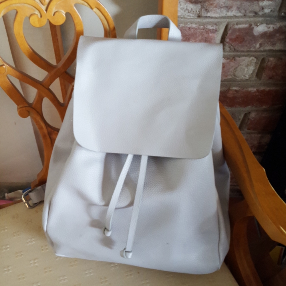 Pale lavender Zara Trafaluc backpack